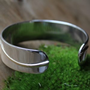 Silver and 9ct gold open bangle