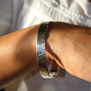 Silver hammered bangle...made to order