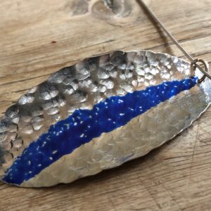 Silver hammered and enamelled pendant
