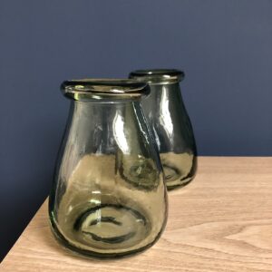 Set of 2 bud vases in recycled glass